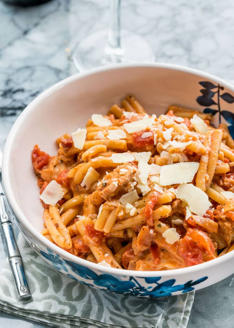 Chicken Bacon Pasta with Tomato Sauce