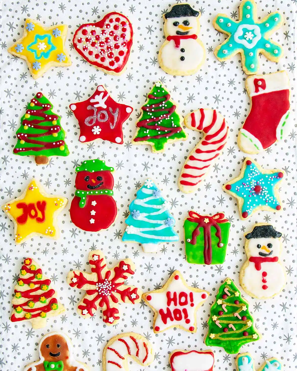 overhead of beautifully decorated sugar cookies.