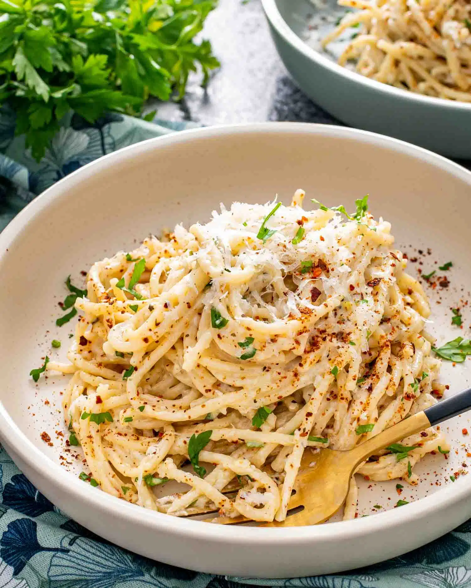 Half and Half vs Heavy Cream in Pasta: What's the Difference and